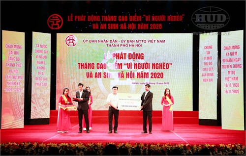 TỔNG CÔNG TY HUD ỦNG HỘ 100 TRIỆU CHO  “VÌ NGƯỜI NGHÈO” CỦA TP. HÀ NỘi