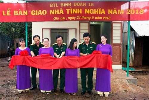 Binh đoàn 15 tặng nhà tình nghĩa cho công nhân có hoàn cảnh khó khăn